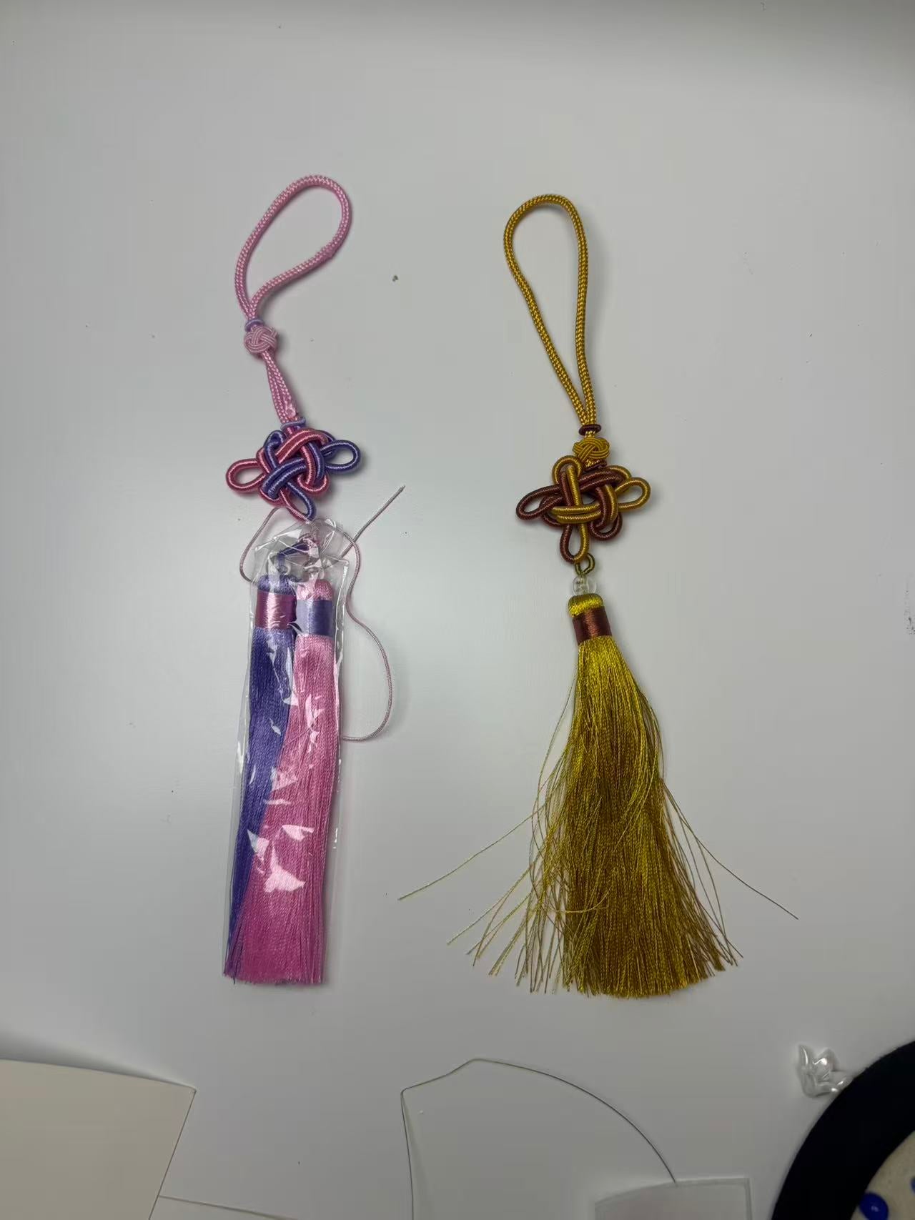 Song brocade tassel