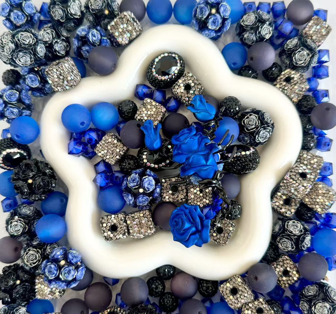 Blue Scorpion Diamond Ball Mix