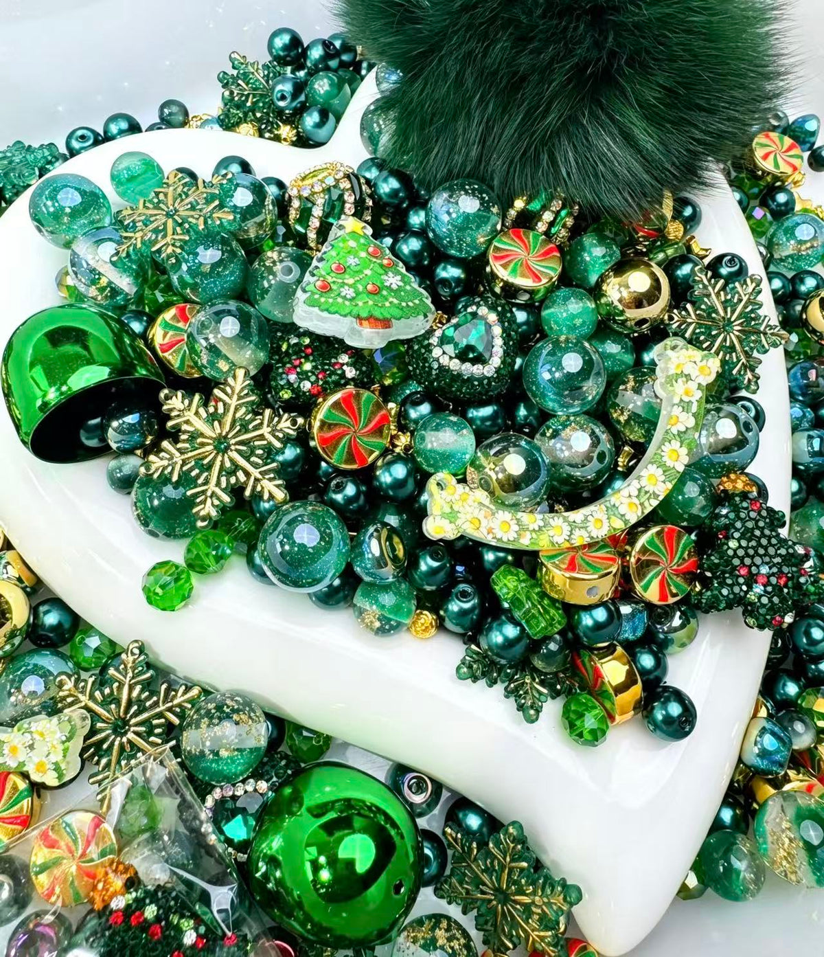 Emerald Christmas Charm Mix