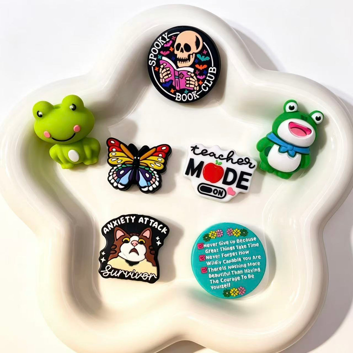 【Neu eingetroffen】PVC/Focal Beads Überraschungstüte für Stifte/Schlüsselanhänger zum Basteln – Live öffnen