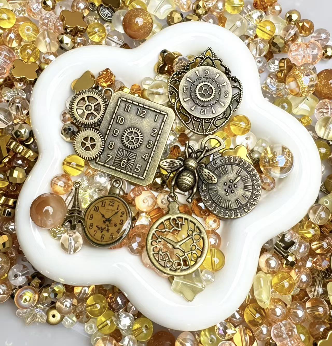 Vintage clock Mix