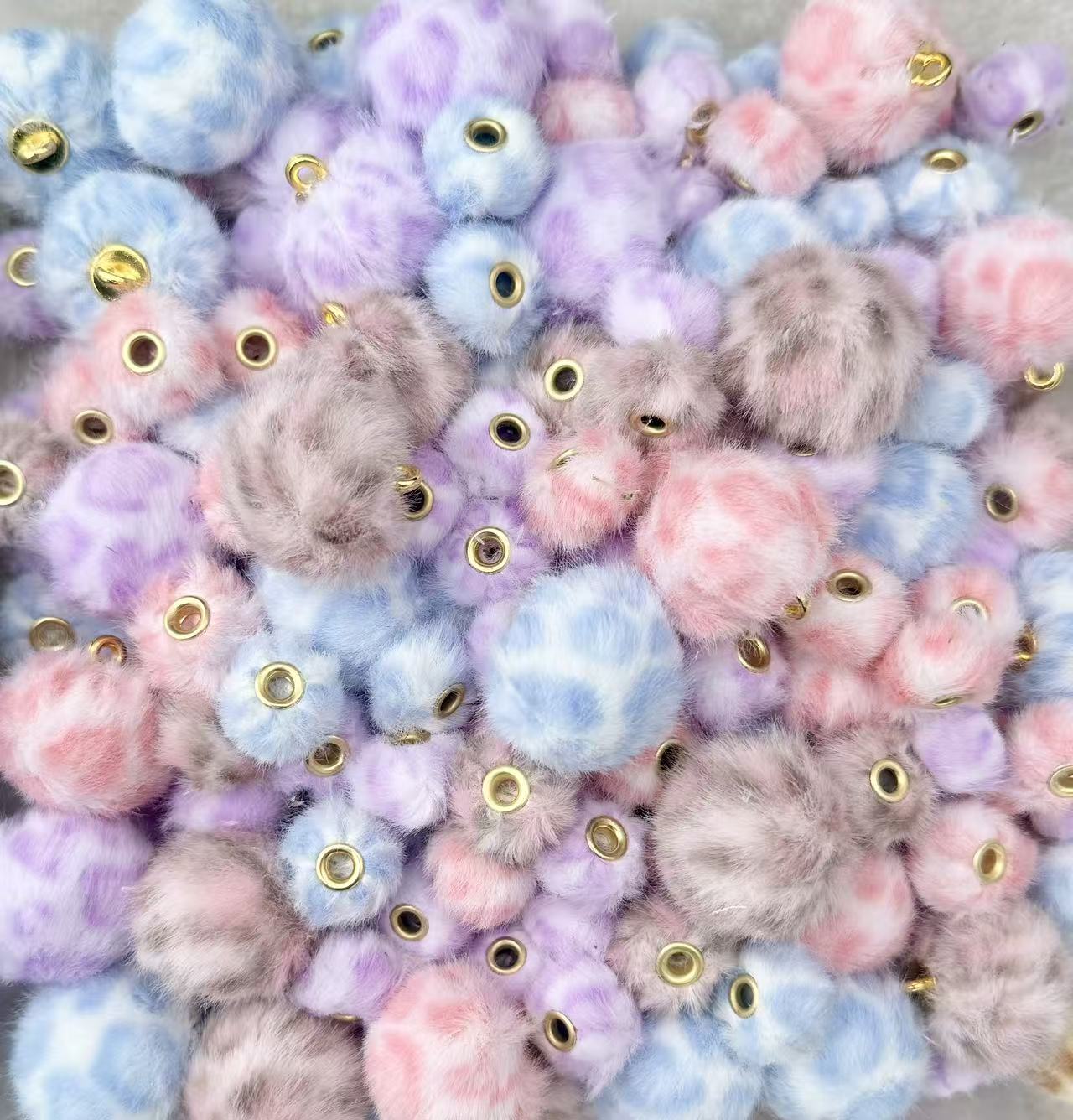 Cat Claw Series POM POM Mix