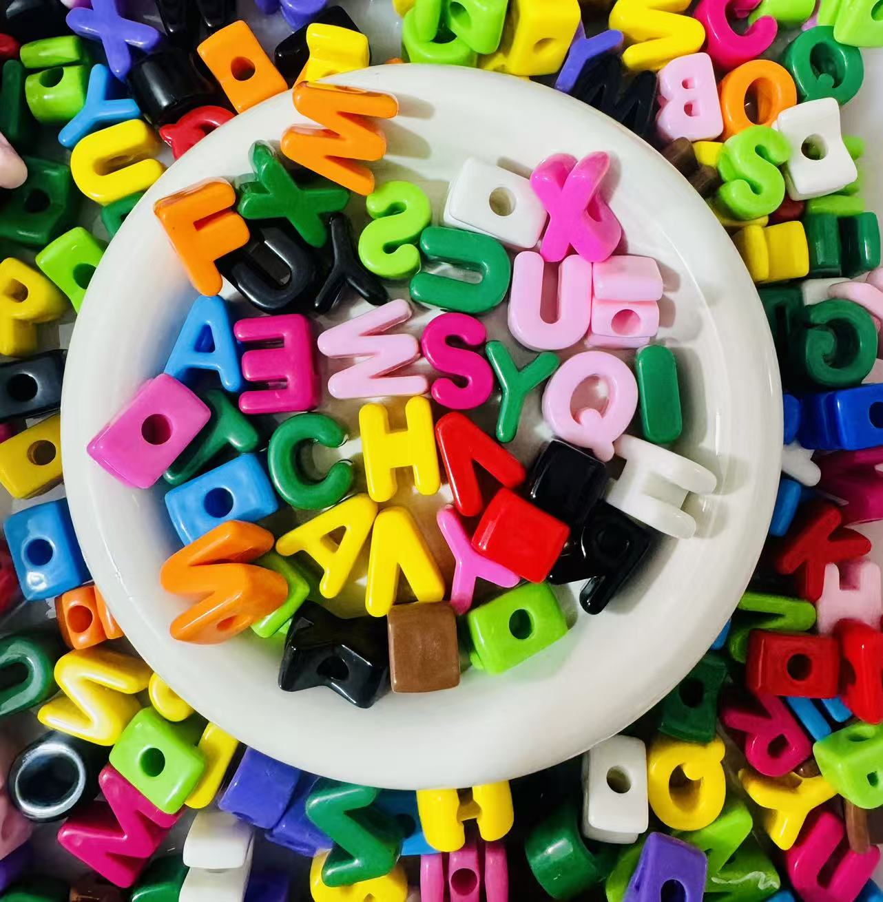Letter beads Mix