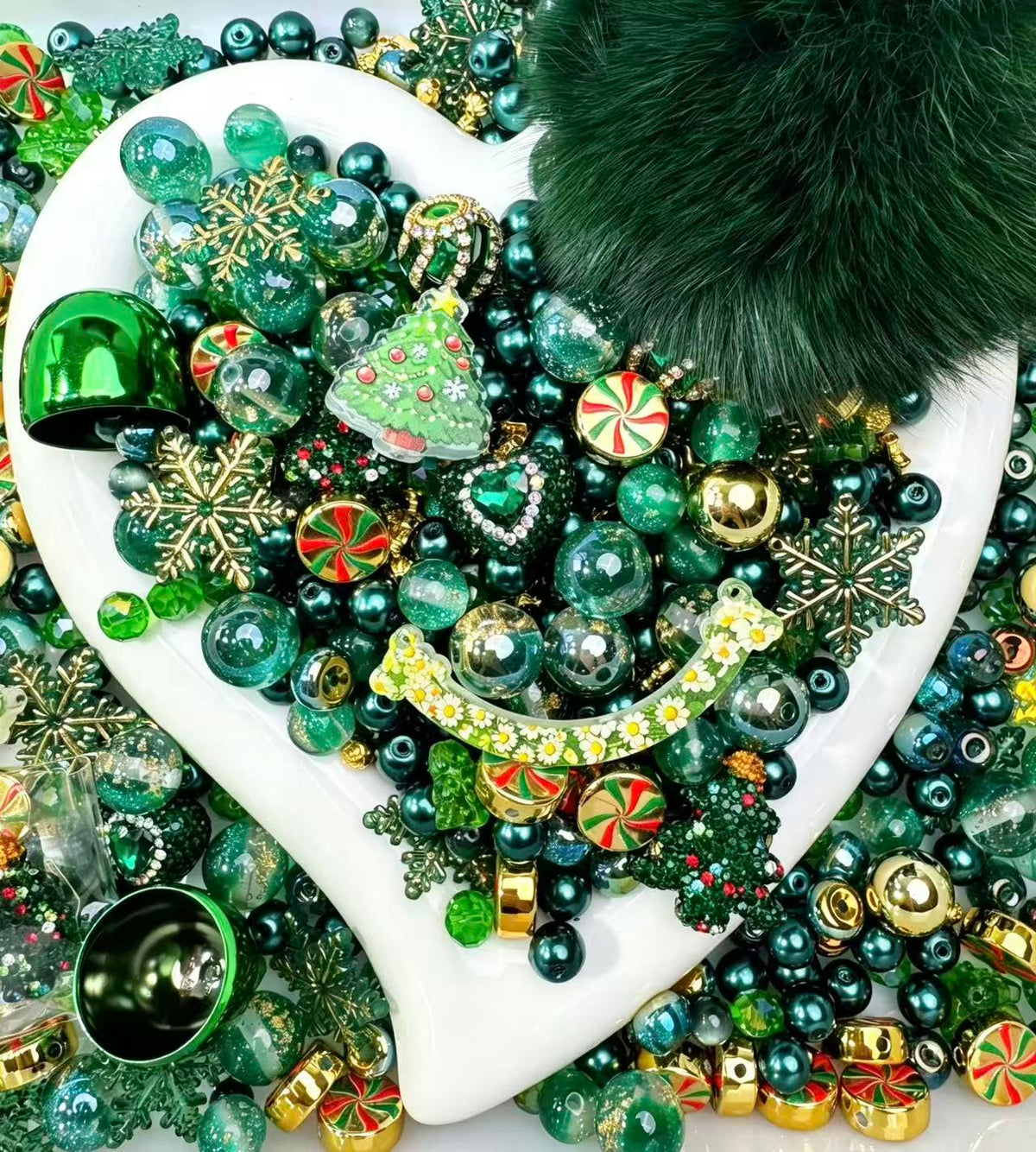 Emerald Christmas Charm Mix