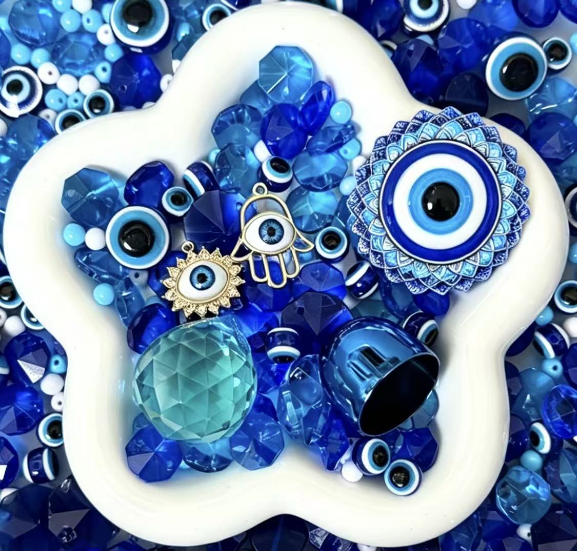 Evil Eye Suncatcher & Chime Kit Mix